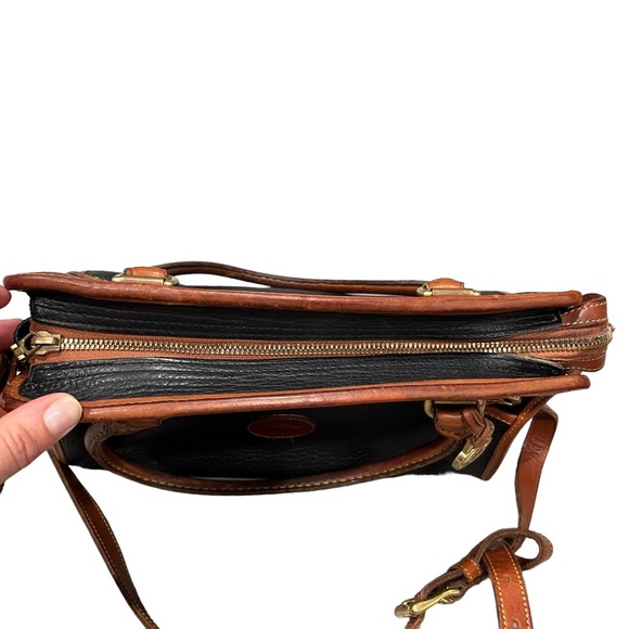 Vintage Dooney & Bourke Black Leather Crossbody Satchel Bag - Picture 6 of 12